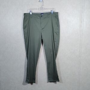 05136 Gap olive green cotton Relaxed Girlfriend Chino pants 14